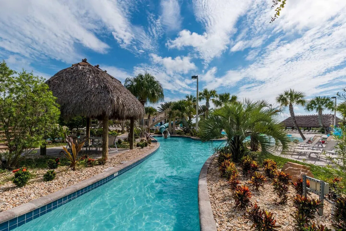 Resort lazy river and tiki hut