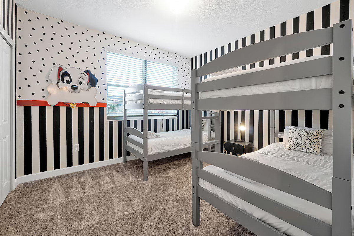 101 Dalmatians themed bunk room at Champions Getaway — 4 twin beds for kids